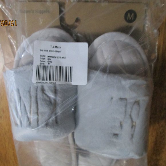 New Rae Dunn BE KIND Womens Gray Slide Slippers - Picture 6 of 16